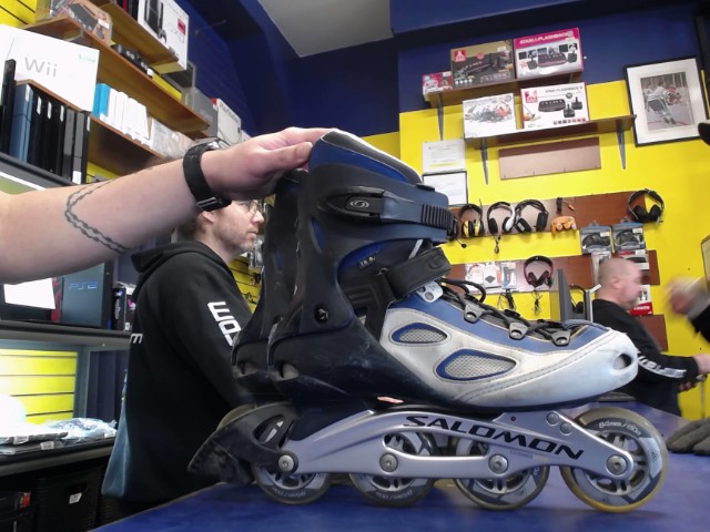 Patin a roues alignee