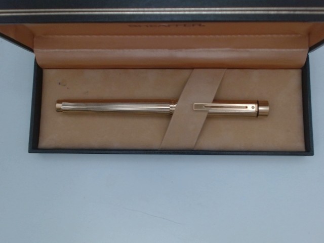 Fine point fountian pen elec.gold 14k