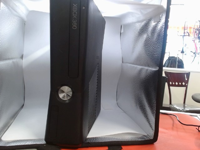 Xbox 360s 4gb mat black model no hdd