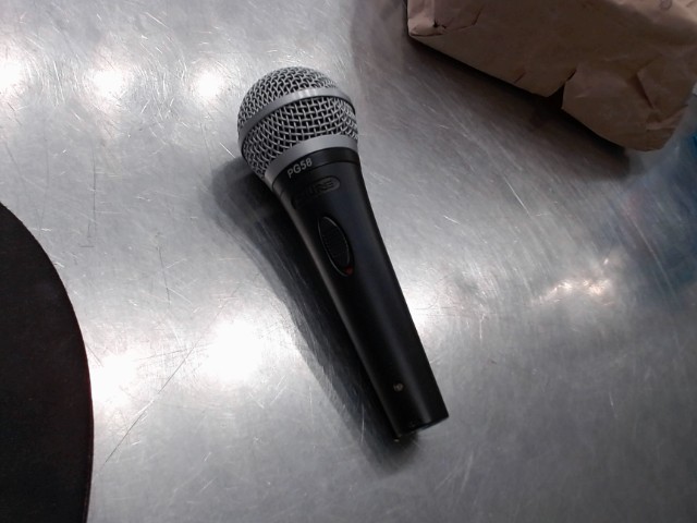 Microphone