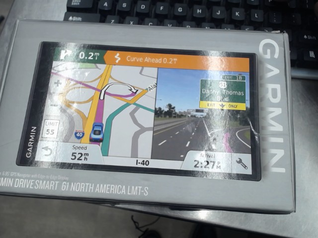 Gps pour voiture sattelite in box