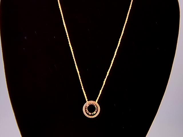 CHAINE EN OR 10KT AVEC PENDENTIF