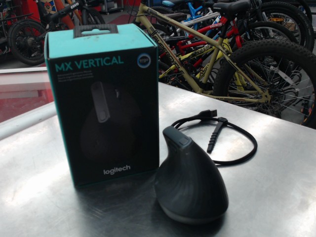 Sourie ergonomique logitech mx vertical
