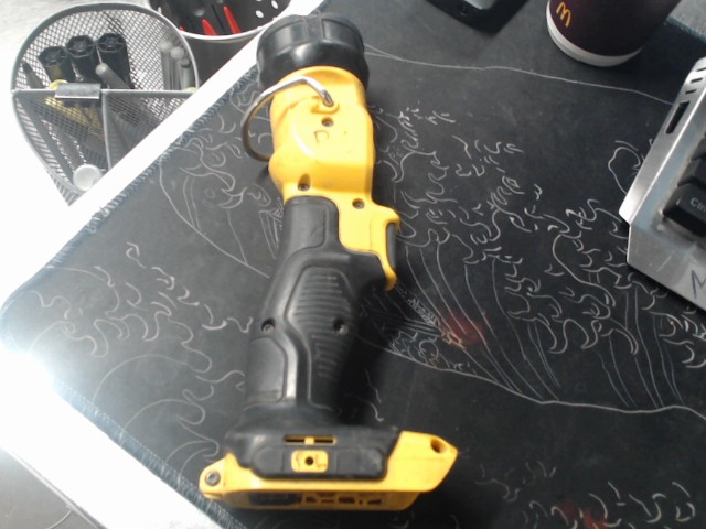 Lampe dewalt  20v