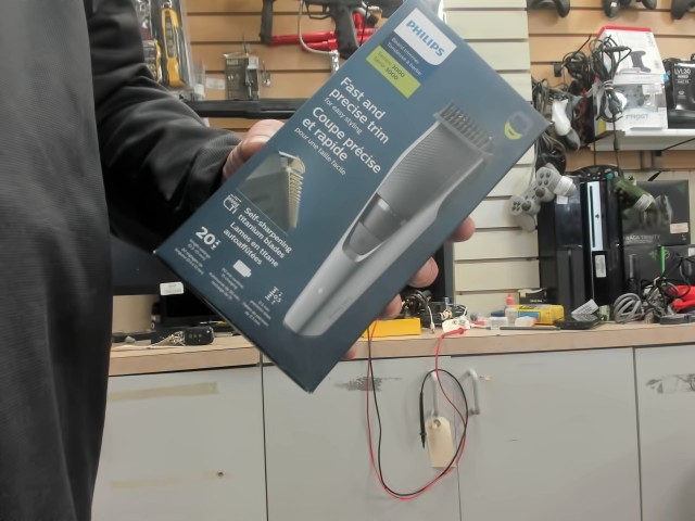 Razoir electrique neuf