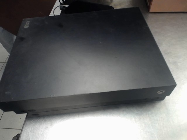 Xbox one x no man no fils