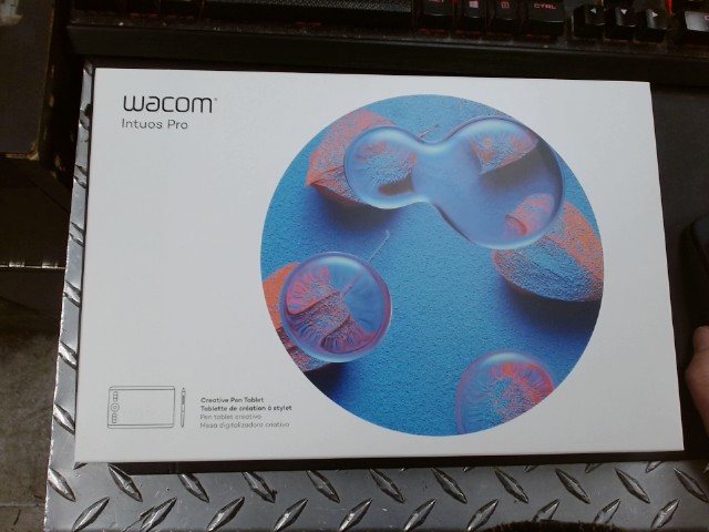 Wacom intuos pro tablette a stylet