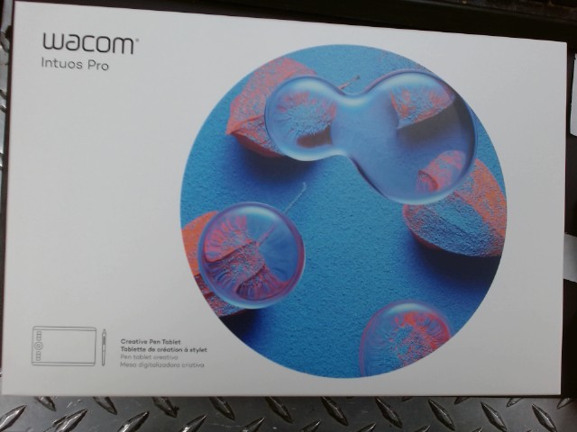 Wacom intuos pro tablette a stylet