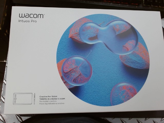 Wacom intuos pro tablette a stylet