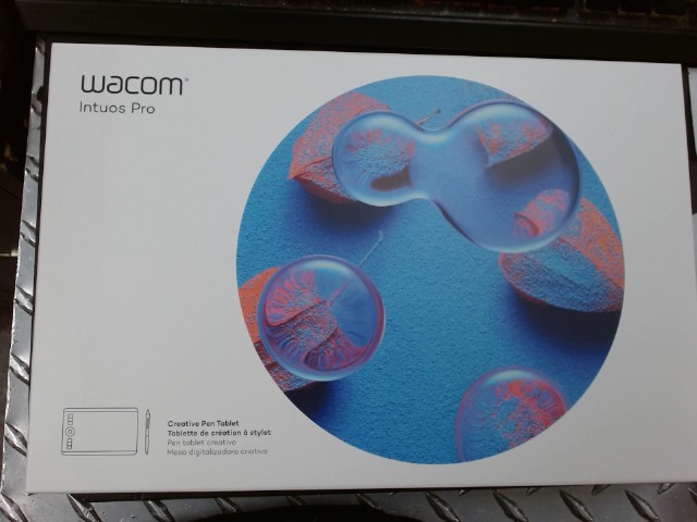 Wacom intuos pro tablette a stylet