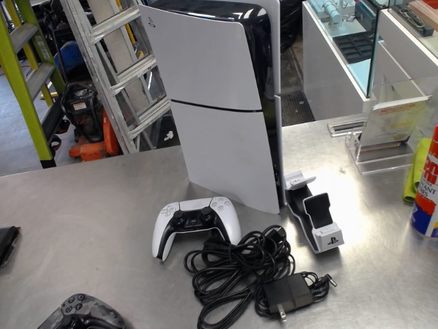 Console ps5 slim (digitale)+man+fils