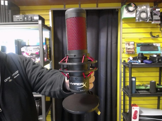 Microphone pour streaming/podcast gamer