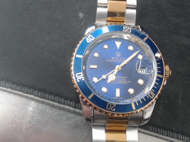 Replica rolex oyster perpetual submarine