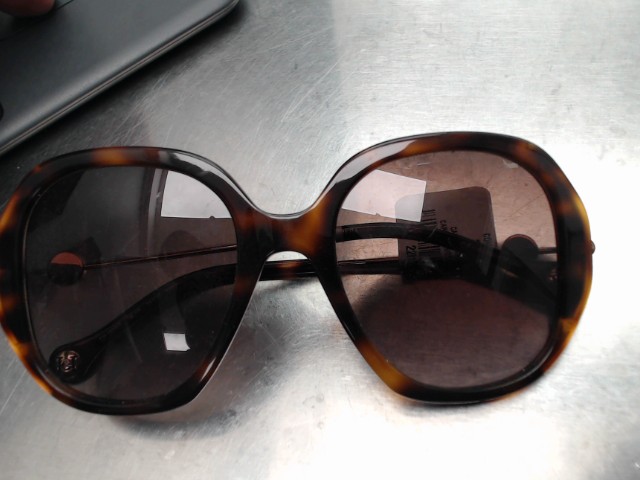 Lunettes soleil brunes