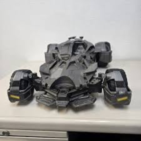 Dc ultimate justice league batmobile 1/1