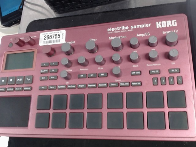 Groovebox/sampler rouge