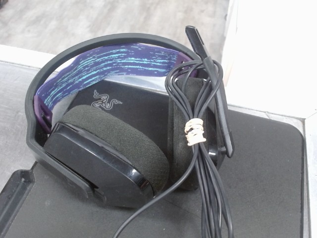 Gaming headset black wired