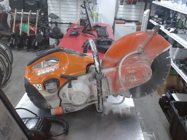 Scie a beton 14 pouces