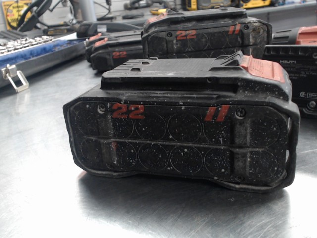 Batterie hilti 22v picot blanc peinture