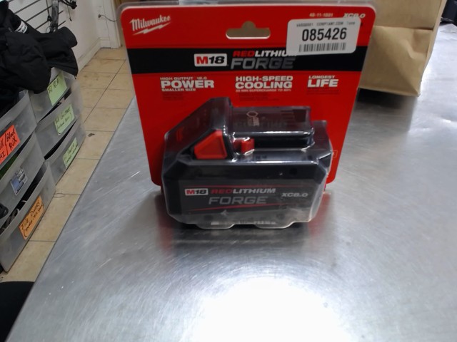 Batt forge m18 8.0ah neuf