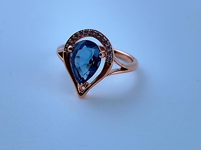 BAGUE EN OR 10KT POUR FEMME