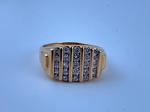 BAGUE EN OR 14KT AVEC DIAMANTS