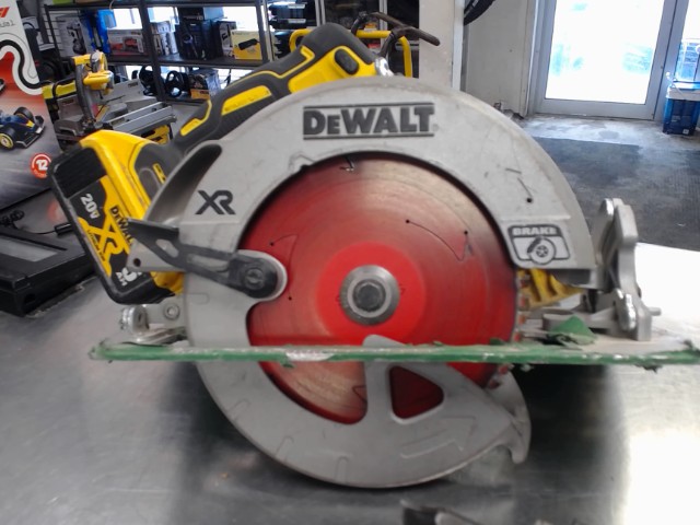 Scie circulaire + batt 5ah