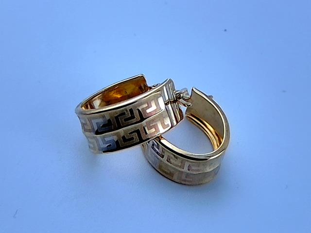 BOUCLES D OREILLES EN OR 10KT