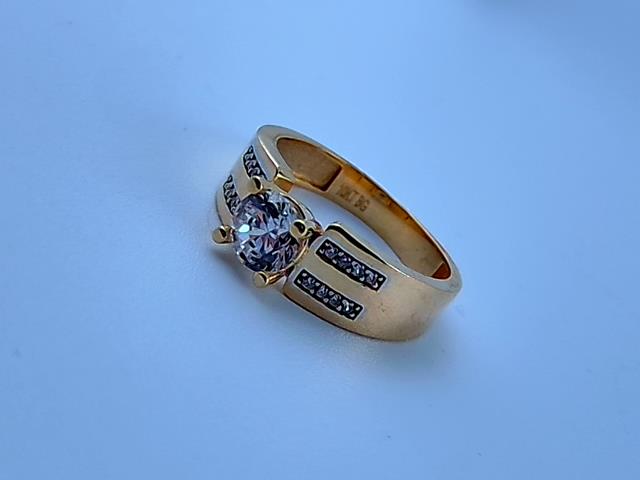 BAGUE EN OR 10KT