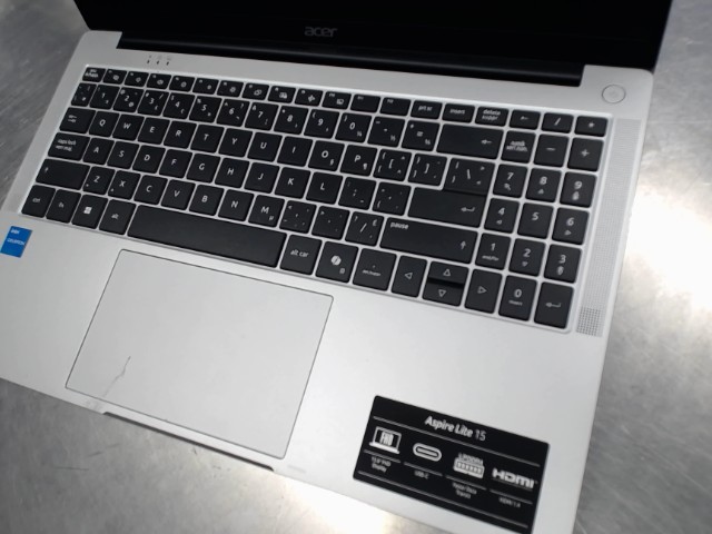 Aspire lite 15 laptop + charger