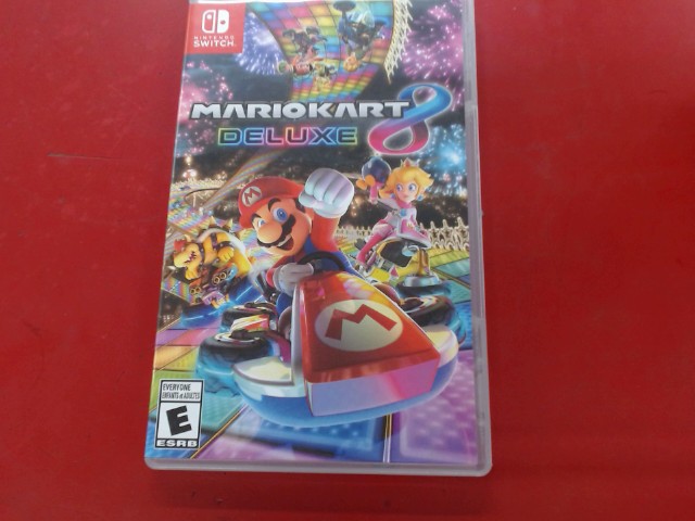 Mario kart 8 deluxe