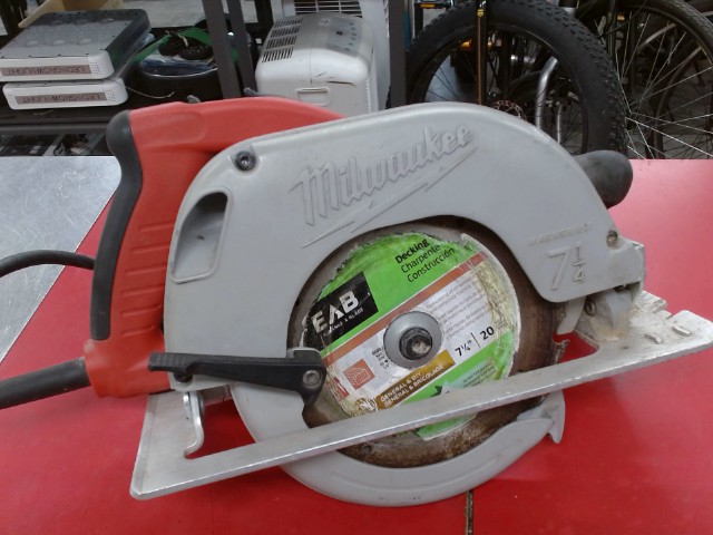 Scie circulaire a fil