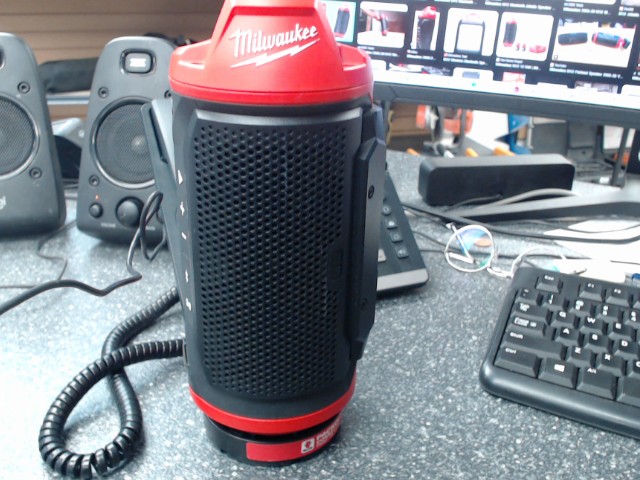 Bluetooth jobsite speaker m12