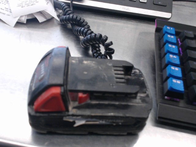 Batterie milwaukee m18