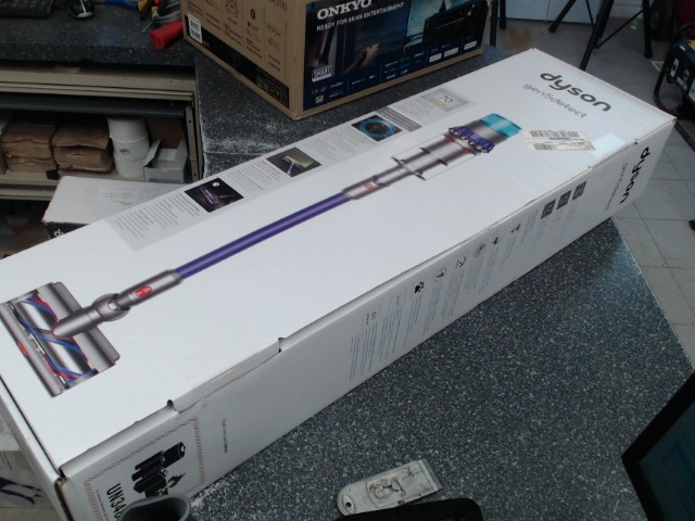 Aspirateur sans fils en boite