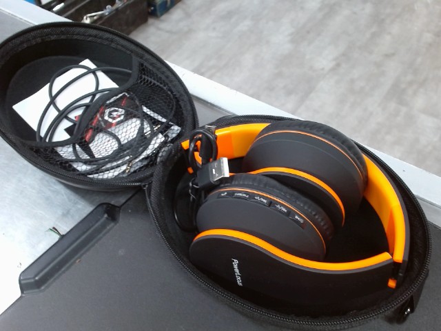 Ecouteur bt ds boite + acc