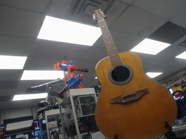 Guitare acoustique electrique