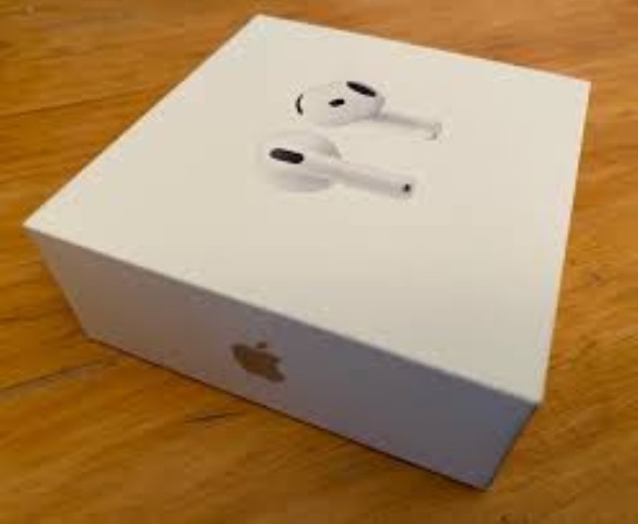 Apple airpods 4 dans la boite