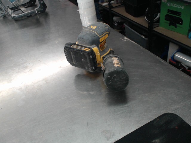 Sableuse orbital dewalt avec batterie1.5