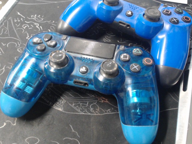 Manette ps4 transparente bleue