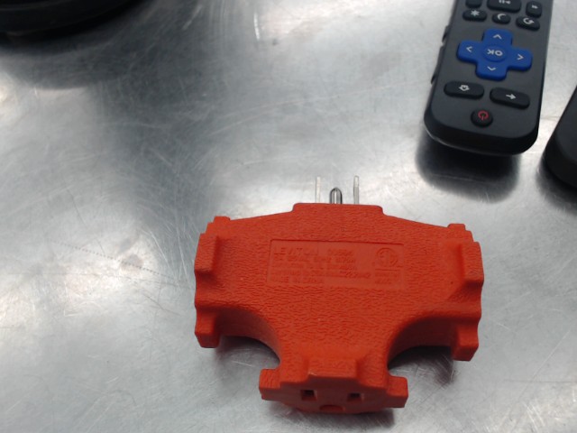 Multiprise en t orange