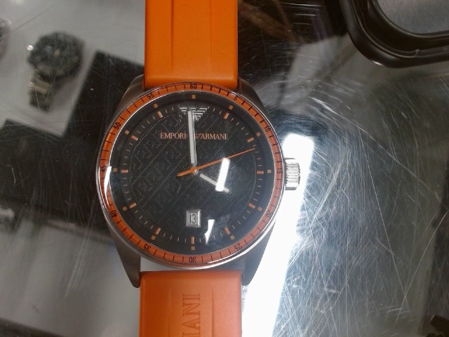 Montre emporio armani orange
