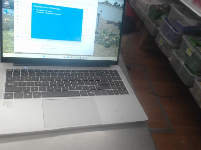 Win 11 1.10ghz 1.10 ghz 600 hdd 4go ram