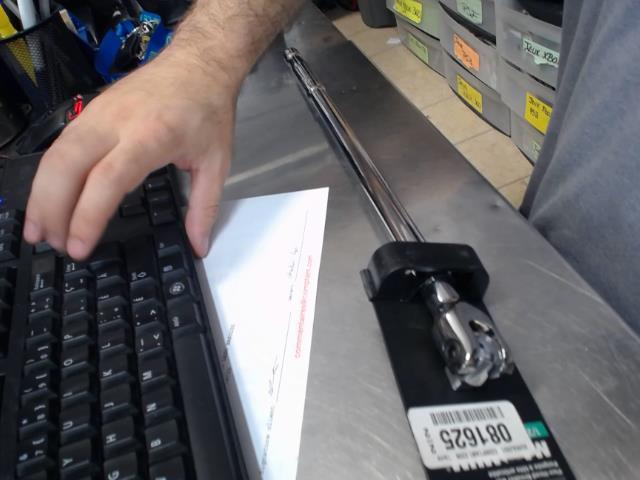 Poign�e tete articul�