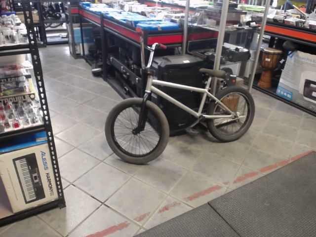 Bmx custom gris