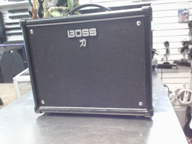 Amplie a guitare + fil