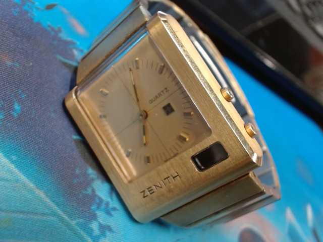 Zenith futur time watch