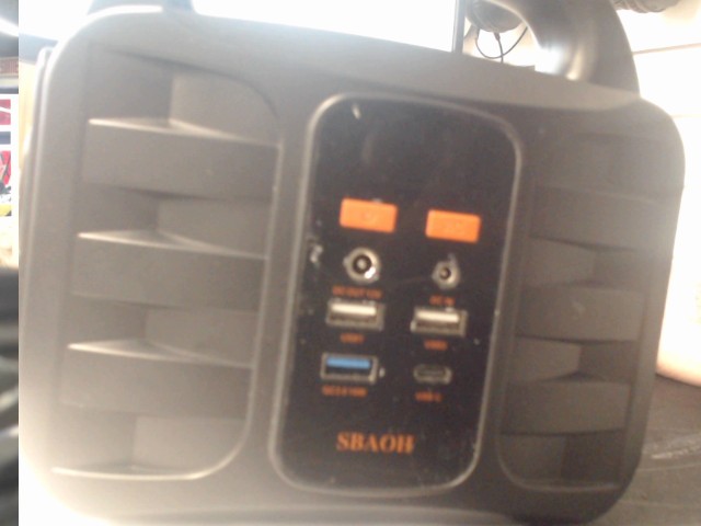 Portable power station