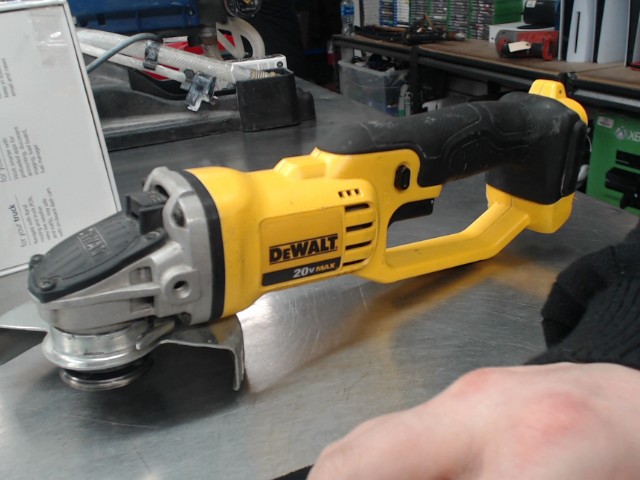 Grinder dewalt a batterie