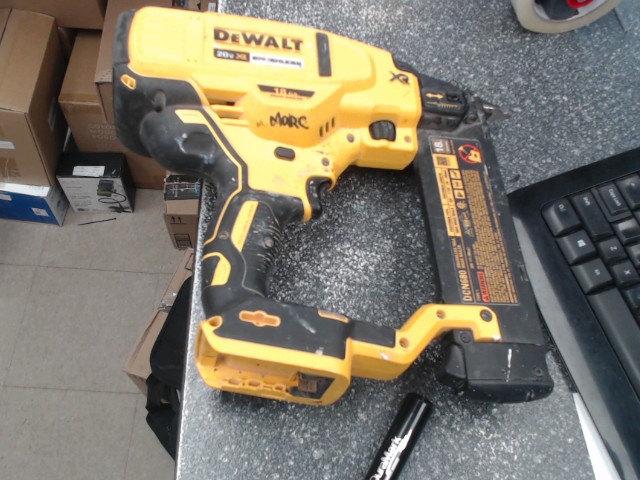 18 gauge finish nailer a batterie